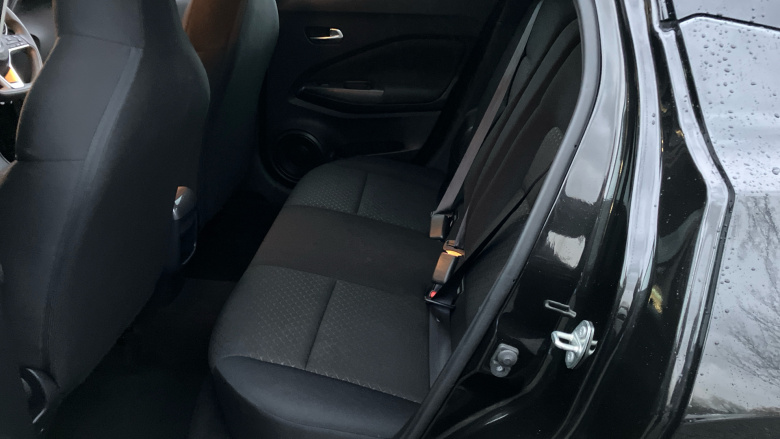 Nissan Juke 1.0 DiG-T 114 Acenta 5dr Petrol Hatchback